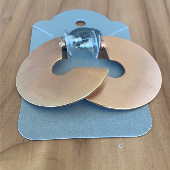 Retro style copper hoop earrings - Picture 3 of 4